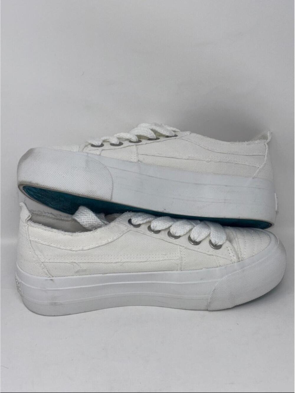 Blowfish White Floral Embroidered Canvas Platform Sneaker - Size 6 - Picture 5 of 6